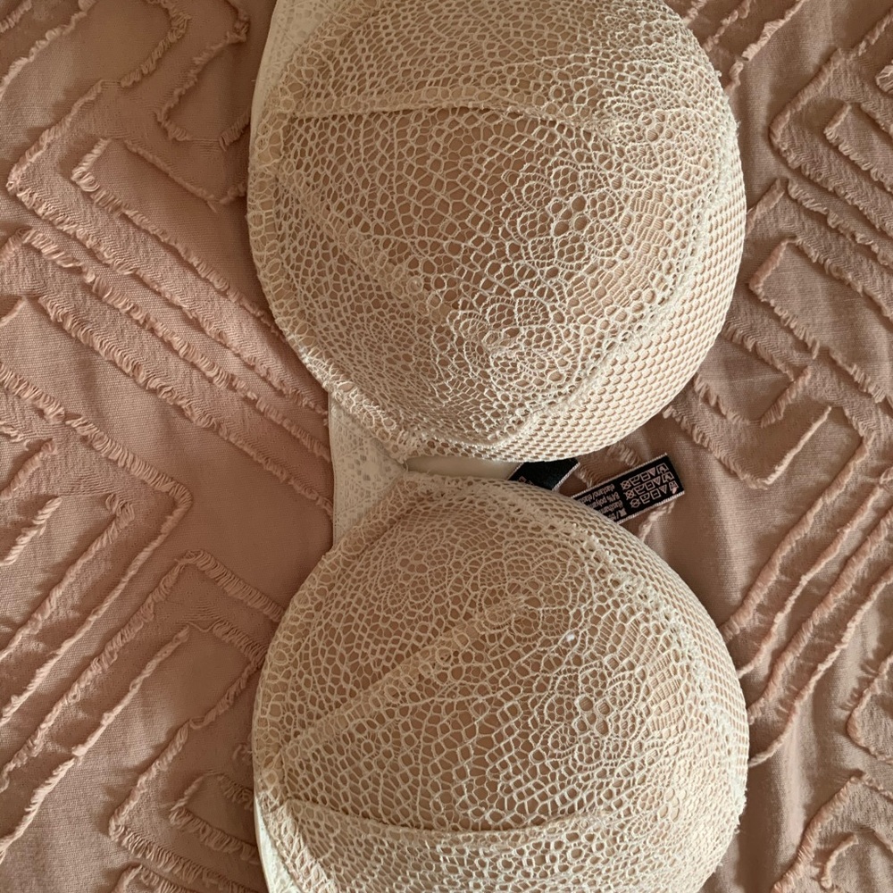 Victoria Secret Push-up Strapless Bra 34D